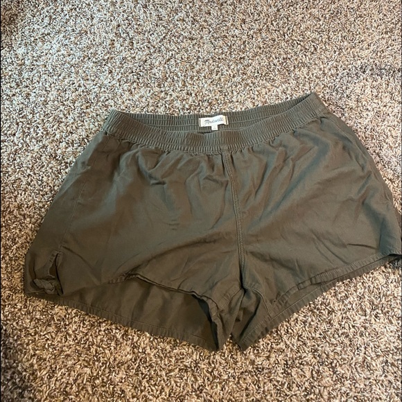 Madewell Pants - madewell side tie shorts in forest green